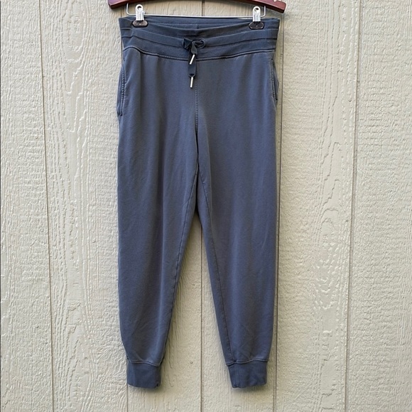 Athleta Balance Jogger Womens SP Gray elastic waistband soft comfy Outdoor gym - Picture 1 of 12